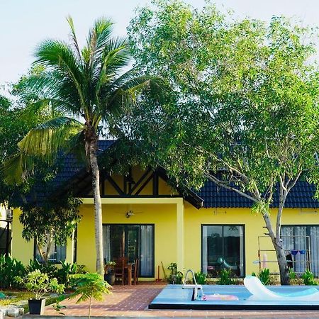 Fisherman Village Boutique Villas - Beachfront Ham Tan Buitenkant foto