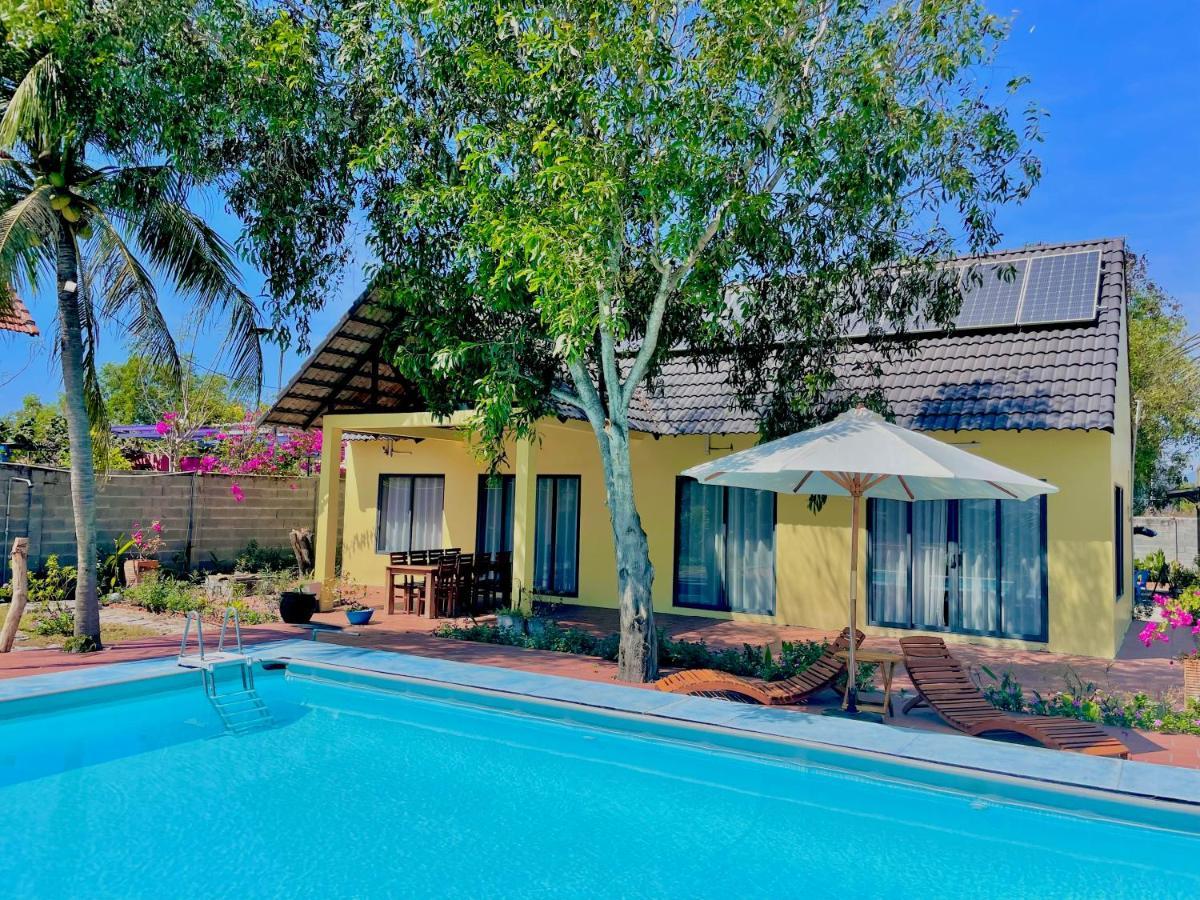 Fisherman Village Boutique Villas - Beachfront Ham Tan Buitenkant foto
