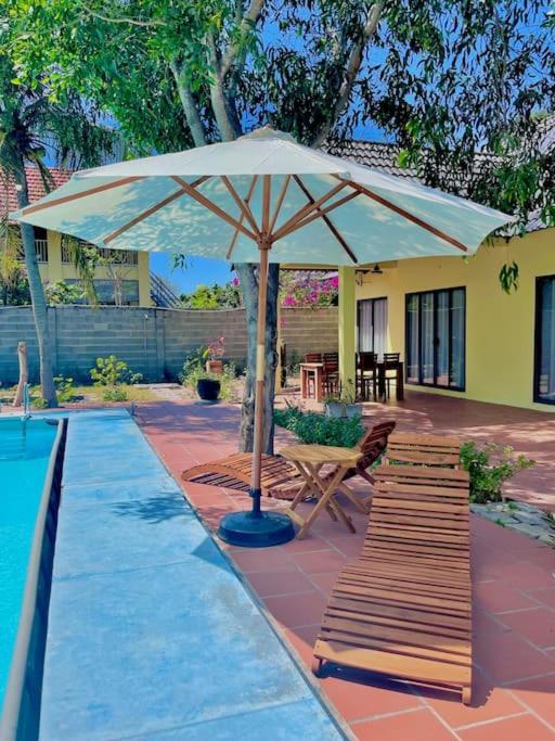 Fisherman Village Boutique Villas - Beachfront Ham Tan Buitenkant foto