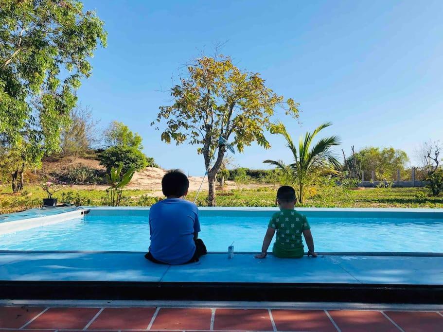 Fisherman Village Boutique Villas - Beachfront Ham Tan Buitenkant foto